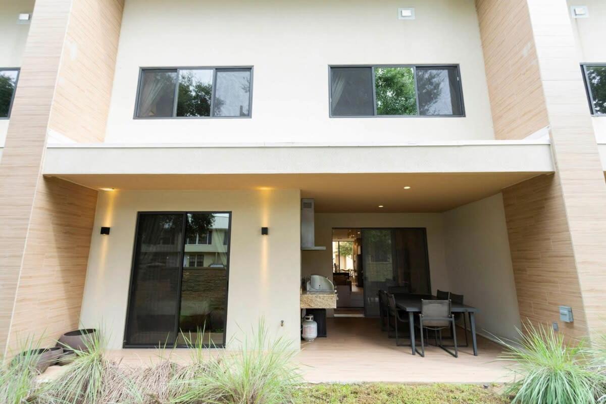 Stunning 4 Bd Close To Disney @ Magic Village Resort 7537 Orlando Exterior foto